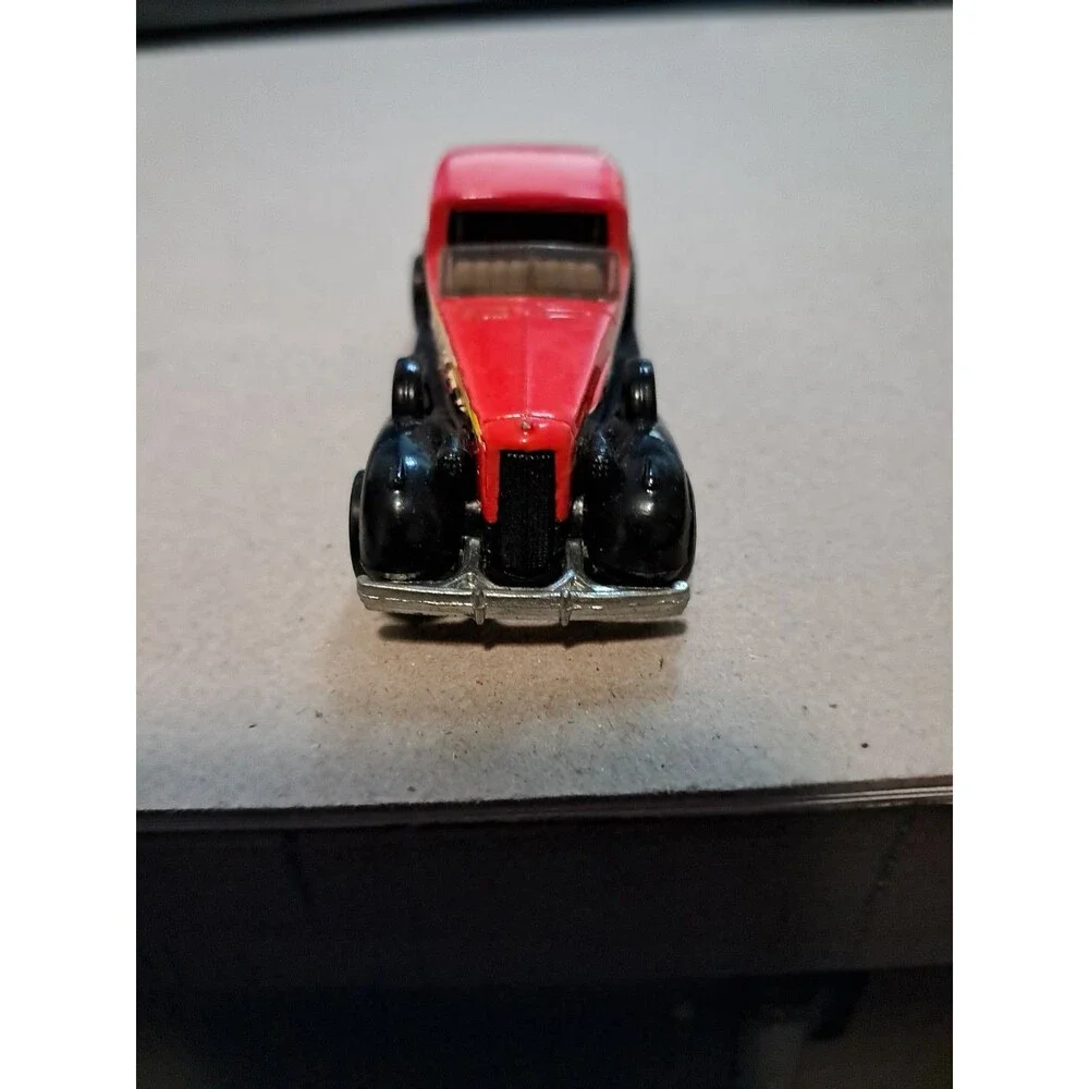 Vintage 1987 Hot Wheels Jammin Tours Red ‘35 Classic Caddy - Diecast (Loose)